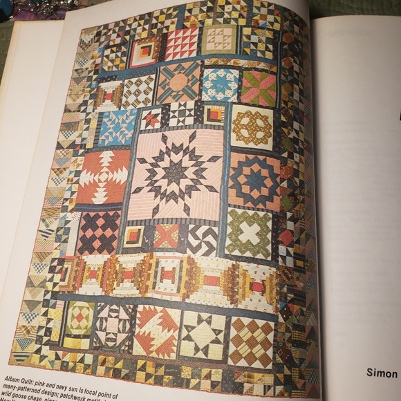 Vintage The McCall's Book of Quilts 1975 - Picture 3 of 16